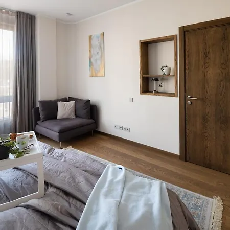 Daire Riverside Spacious One Bedroom *