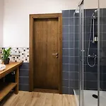Dzīvoklis Riverside Spacious One Bedroom Riga
