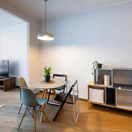 Riverside Spacious One Bedroom Dzīvoklis Riga