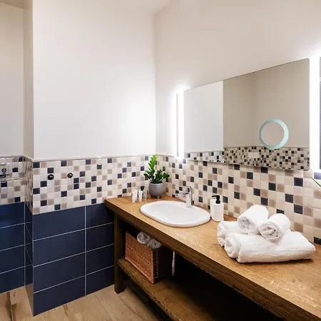 Riverside Spacious One Bedroom Riga